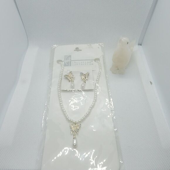 NWT Christina Collection Necklace & Earrings - Picture 1 of 3